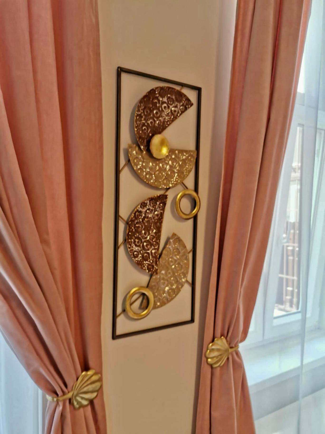 Goldcentral Comfort דירה *